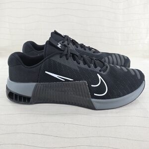 Nike Mens Metcon 9 Black Smoke Gray Training Sneakers Shoes DZ2617-001 Size 15
